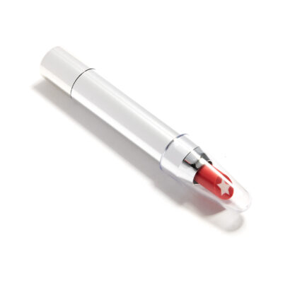 Metallic lipstick eraser