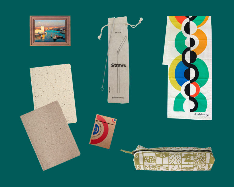 Algodón, Madera y Papel: Materiales Clave en el Merchandising Cultural